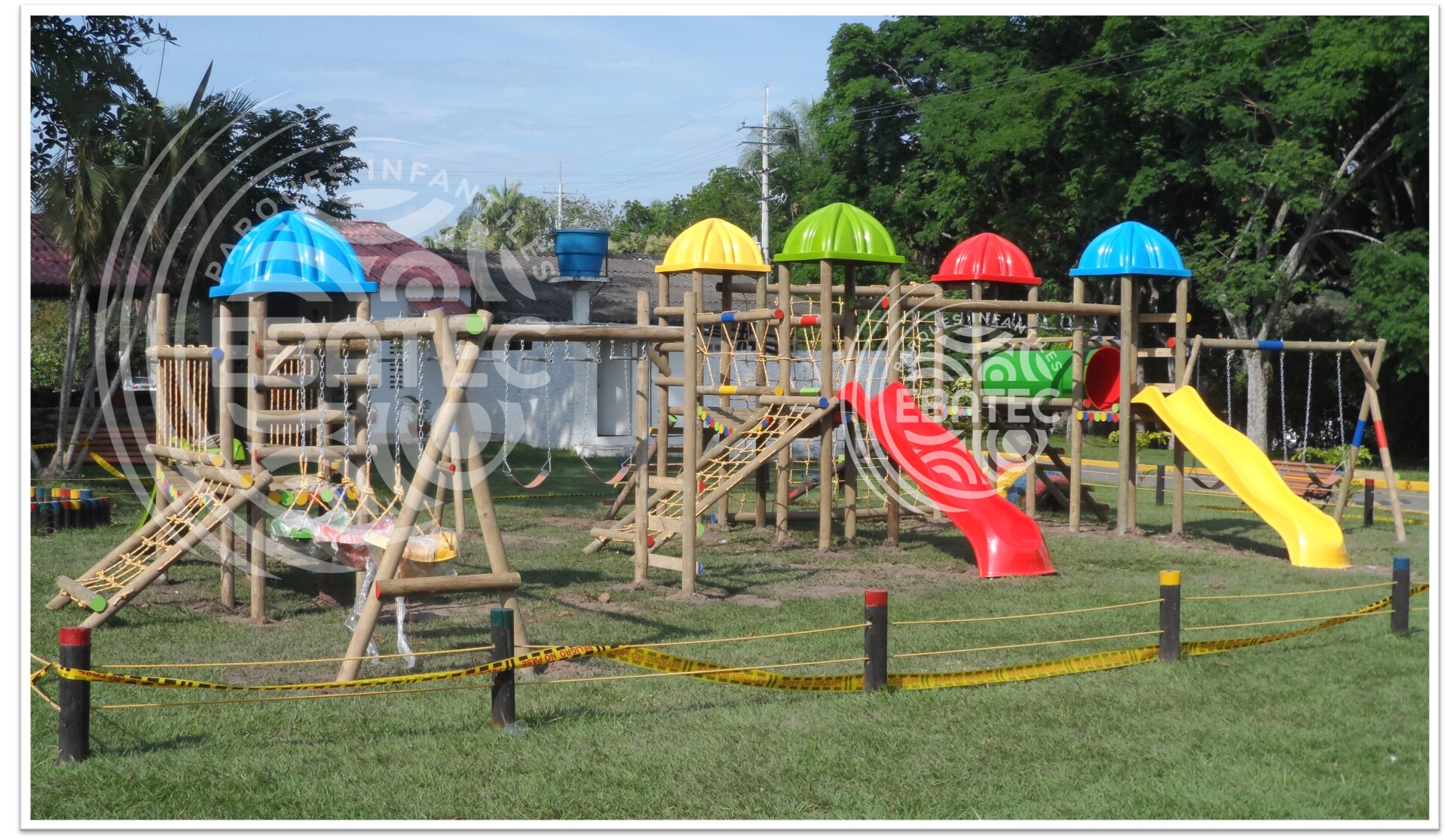 Parque infantil referemcia pe-11