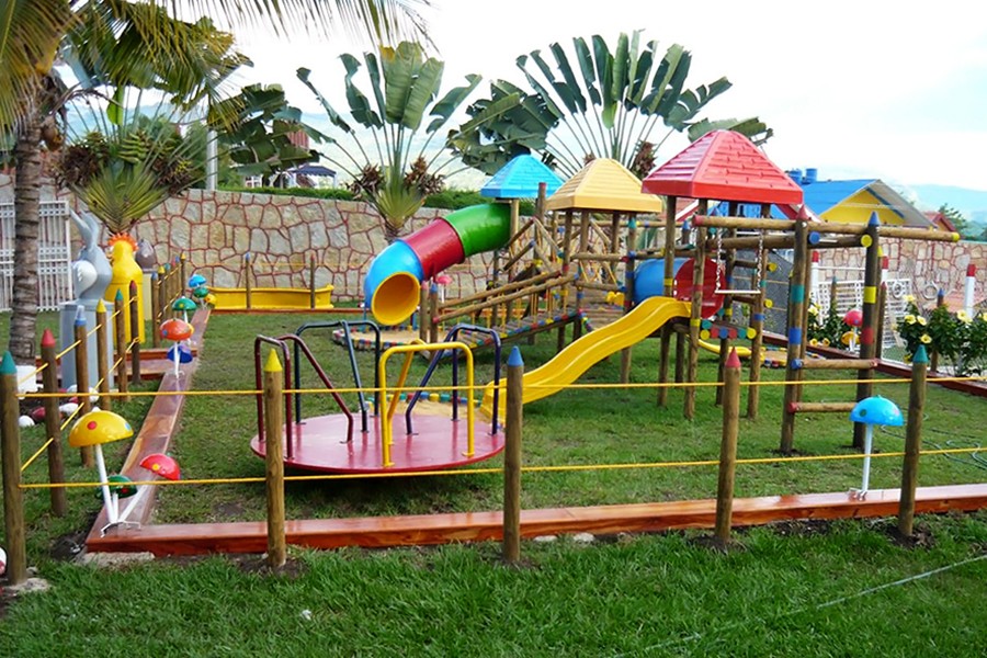 Parques Infantiles en Madera Inmunizada